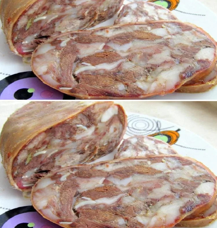 Tobă de casă din ciolan și urechi de porc